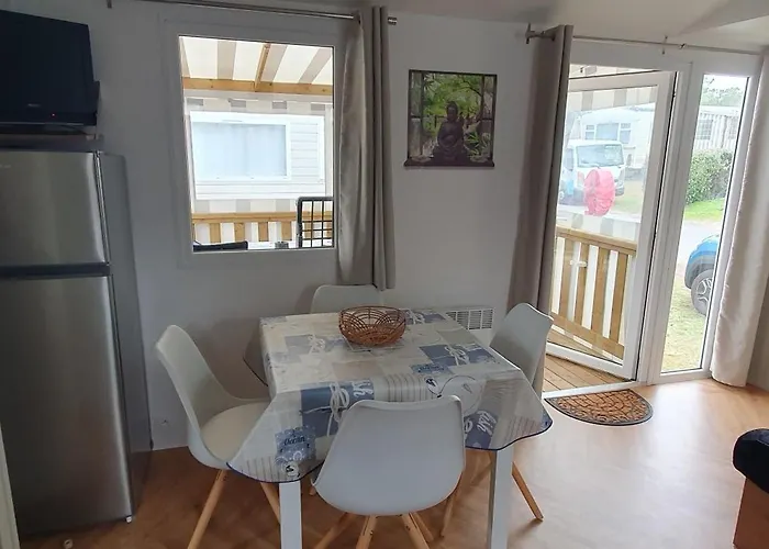 Mobile 148, Bois Dormant 캠프장 *